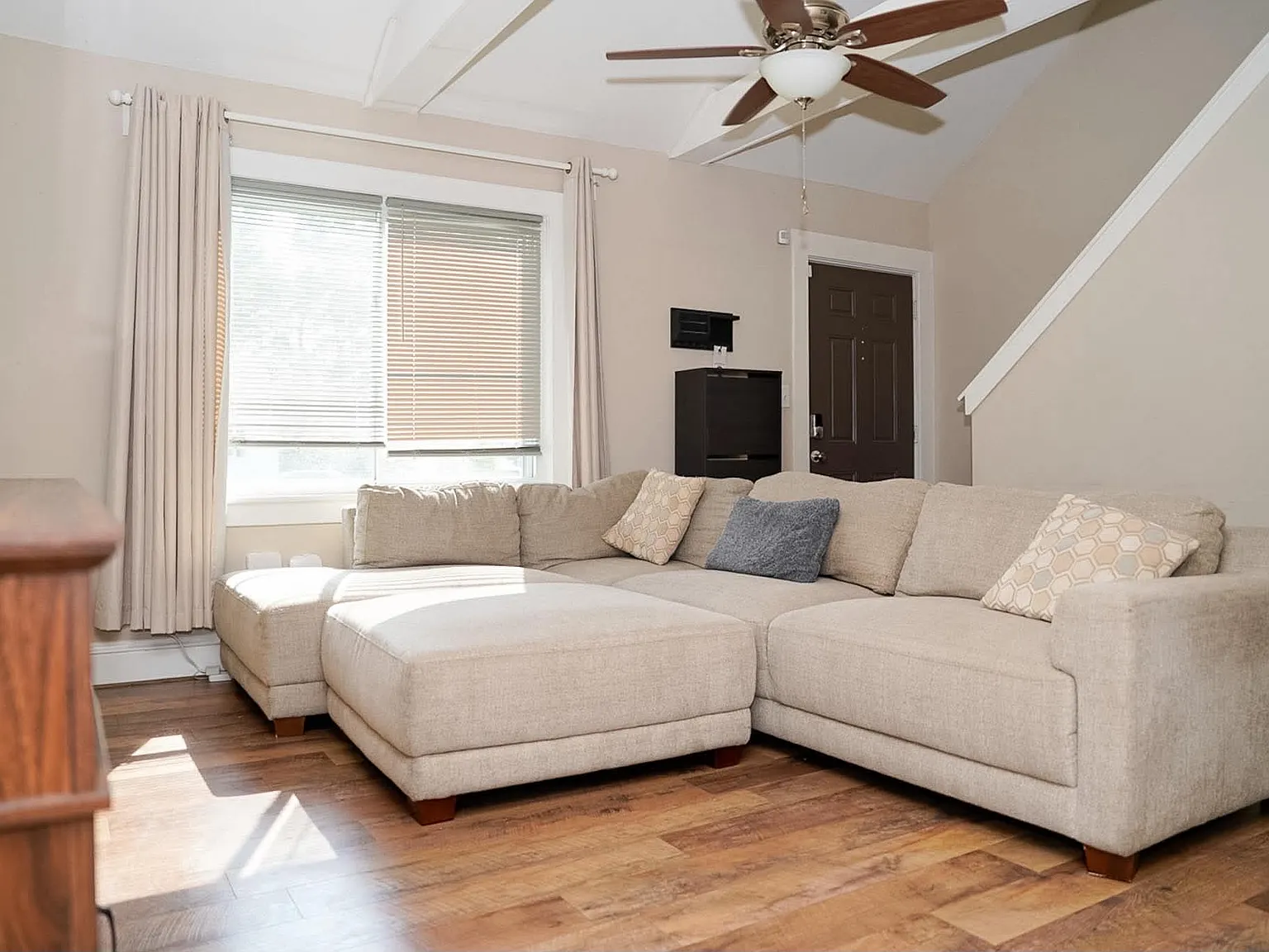 4 bed, 1700 sqft, $2,400 — Photo 4