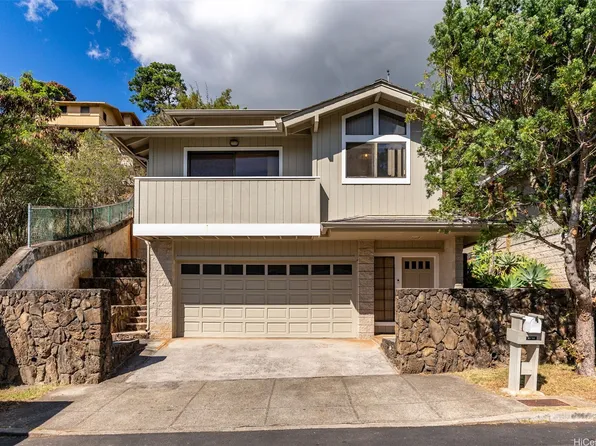 99-760 Holoai St, Aiea, HI 96701