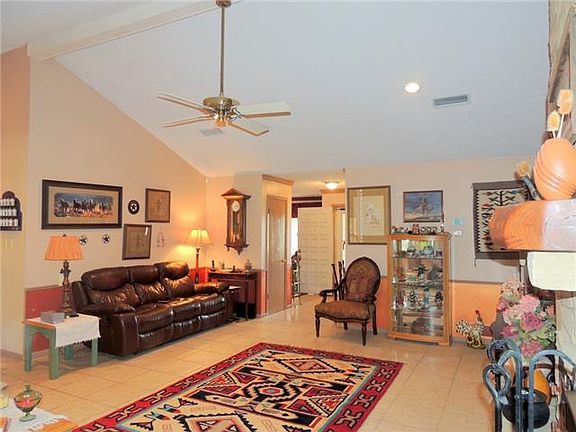 4th image of 1841 Oldham Ln