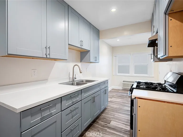 2930 Fairmount Ave #B — Photo 9