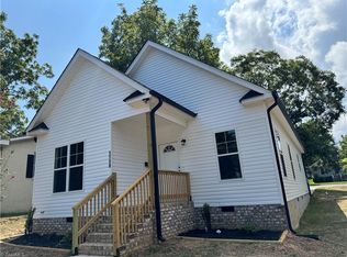 1718 Thurmond St, Winston Salem, NC 27105