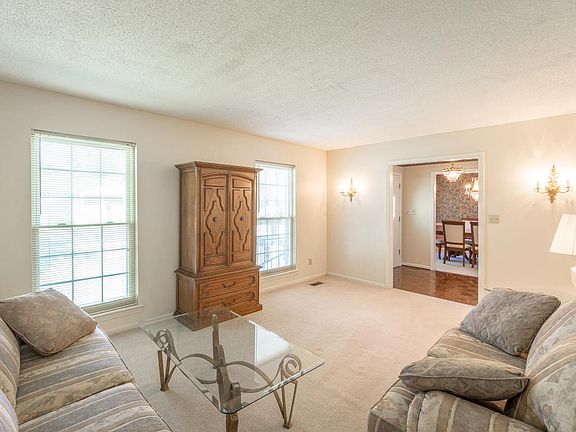 5th image of 7432 Twin Brook Dr
