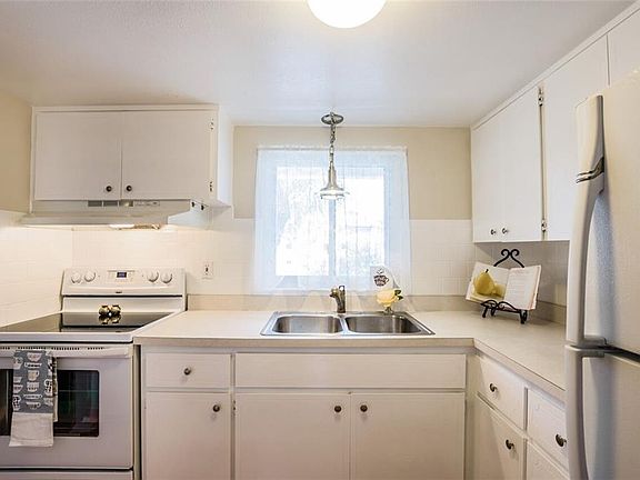 4th image of 5884 17th St W #C21
