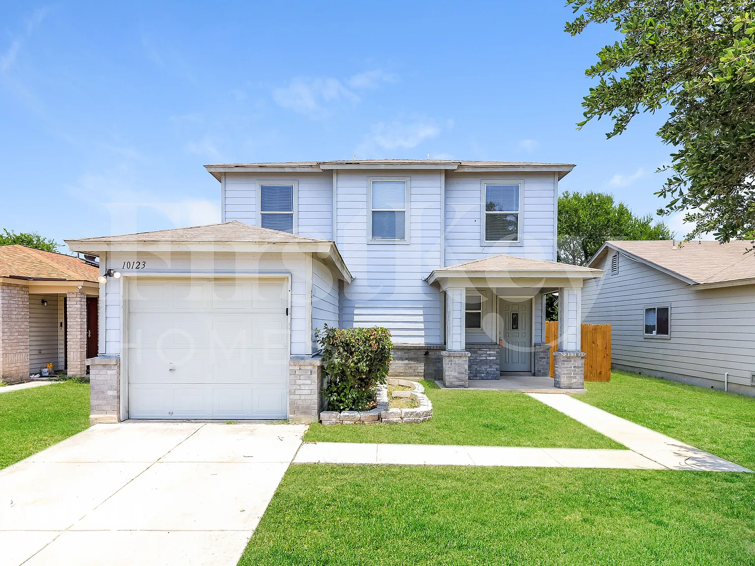 3 bed, 1.0 bath, 1605 sqft, $1,295 — Photo 1
