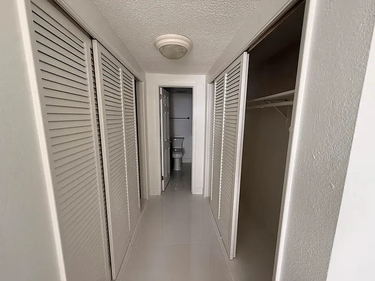 3800 Galt Ocean Dr #601 — Photo 20