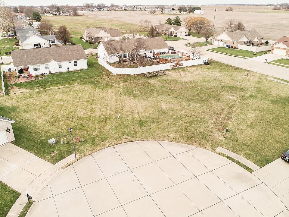 1st image of 601 Janet Ct