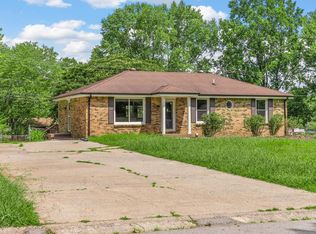 176 Taft Dr, Clarksville, TN 37042