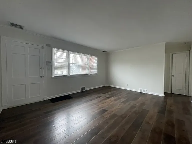 523 Columbia Ave #1 — Photo 10