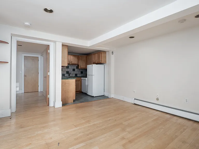 50 Columbus Ave #4 — Photo 7