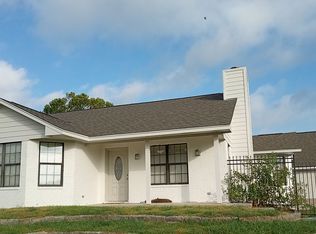 355 Leisure Ln, Montgomery, TX 77356