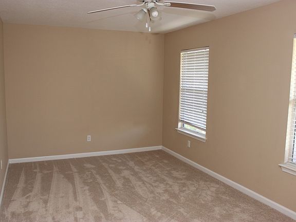 3rd image of 101 Lake Jordan Blvd