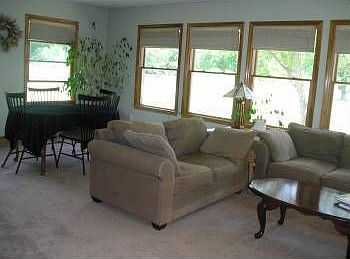 2nd image of 1850 Perkins Dr