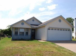 3300 S 68th Cir, Fort Smith, AR 72903