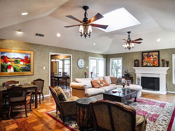 4th image of 4015 Alta Vista Ln