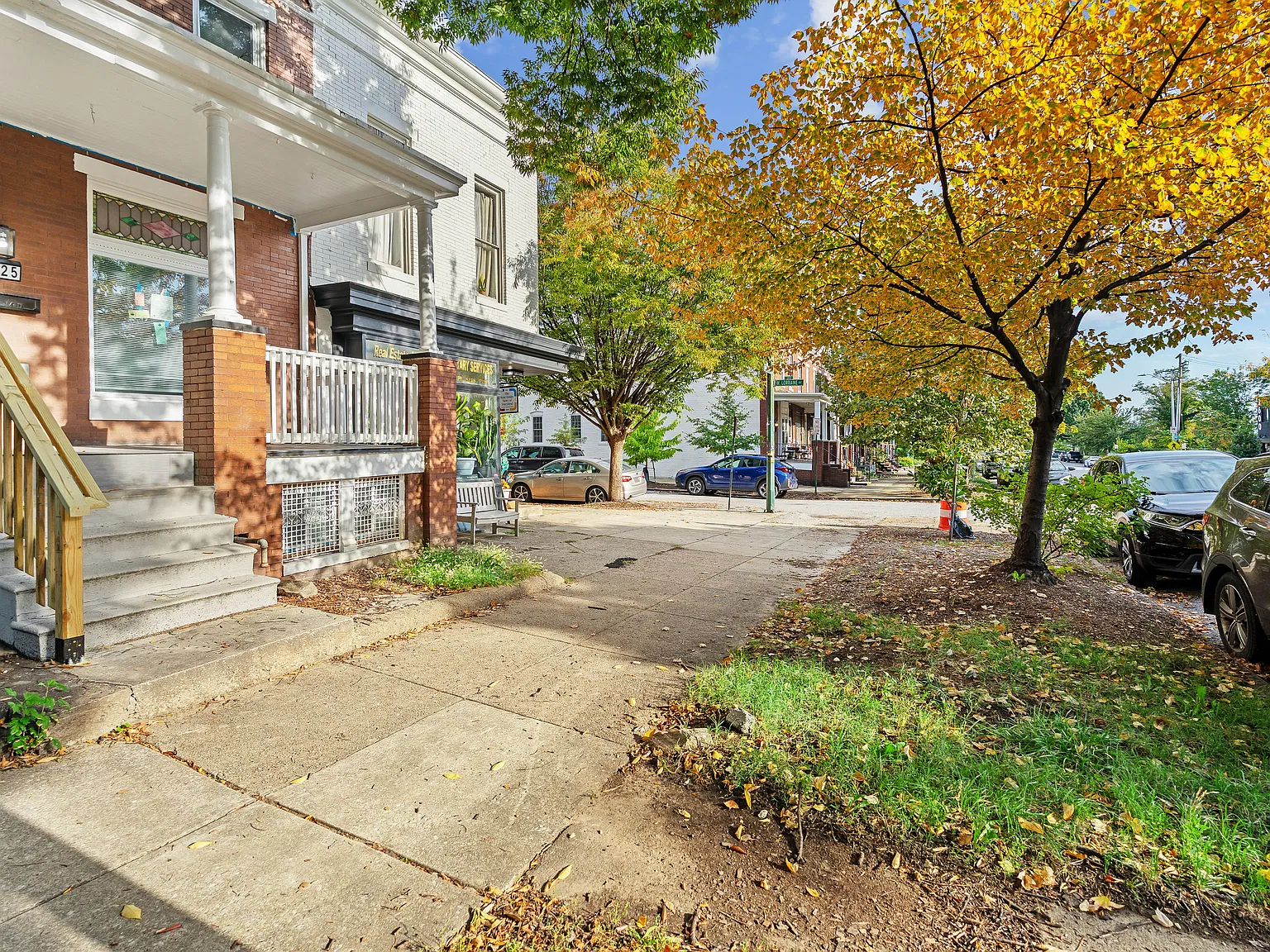2625 Huntingdon Ave — Photo 2