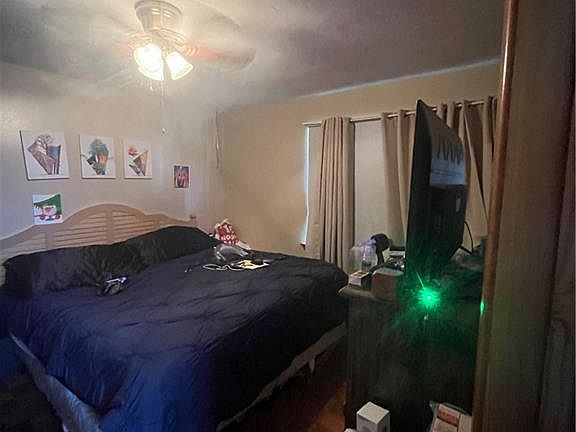 4th image of 2153 Euclid St