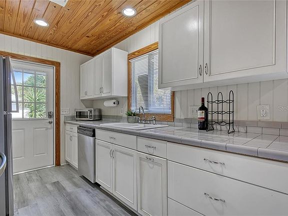 4th image of 1871 E Sand Dollar Ln