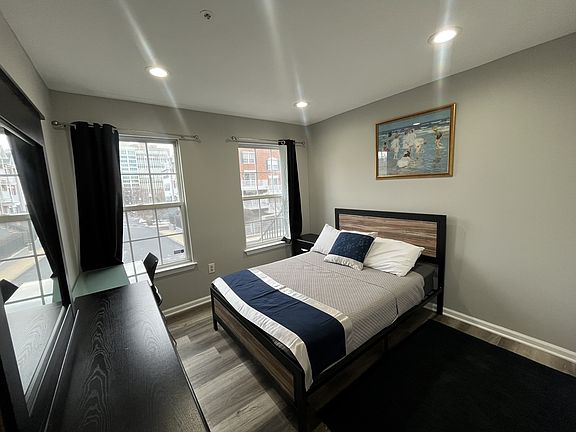 2nd image of 67 Vaughan Dr #4