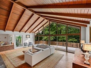 3311 Saint John Dr, East Pt, GA 30344