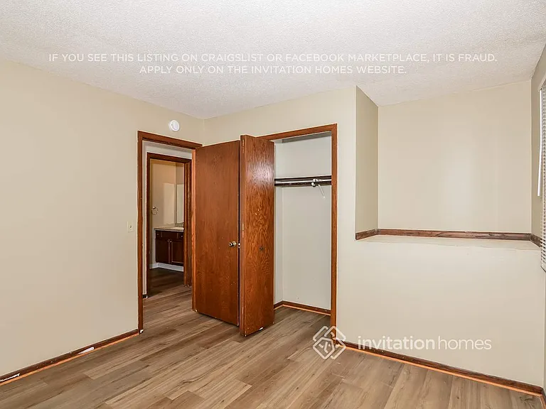 1764 Evergreen Bay — Photo 14