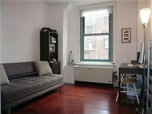 Rented by Douglas Elliman | media 4