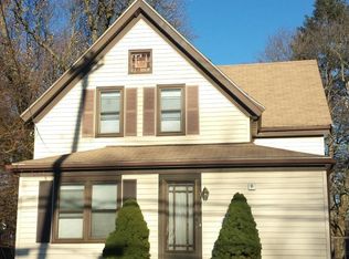 377 Nahatan St, Norwood, MA 02062