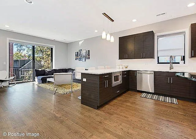 2 bed, 1200 sqft, $3,500 — Photo 2