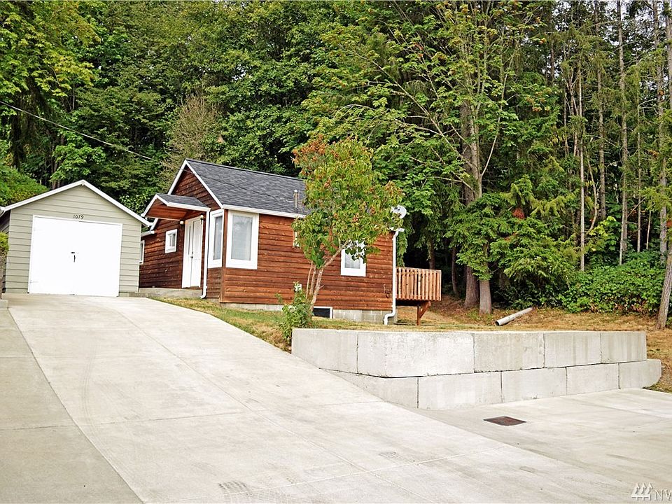 1st image of 1079 Dorothy Ave NW