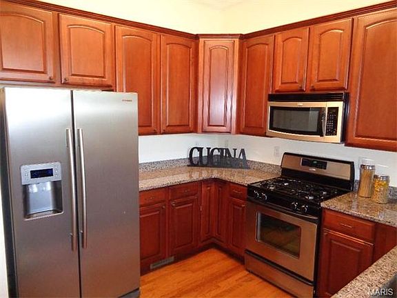 4th image of 140 Baxter Commons Dr