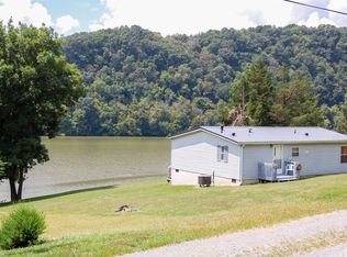 4276 Paradise Rd, Hiwassee, VA 24347
