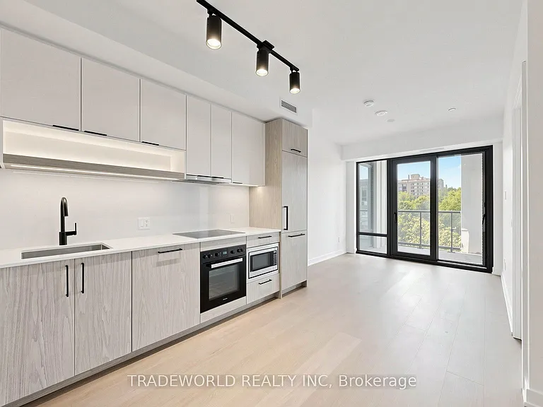 91 Montclair Ave #707 — Photo 8