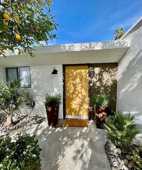 1730 Capri Cir — Photo 18