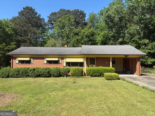 1344 Oakdale Dr, Griffin, GA 30224