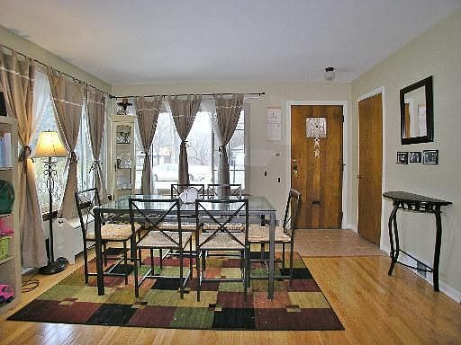 3rd image of 1102 Nichols Ln
