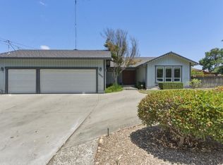 1660 Sunnyslope Rd, Hollister, CA 95023