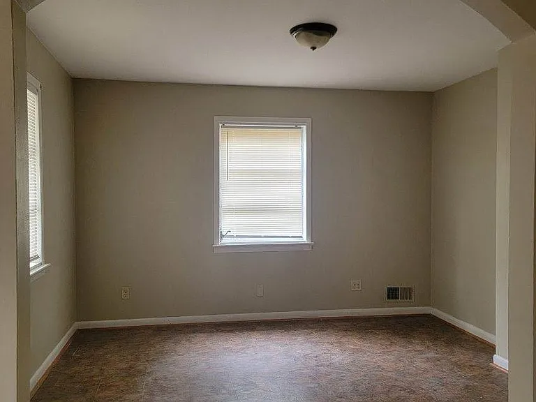 1117 Five Mile Rd — Photo 6