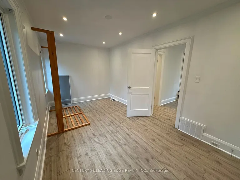 631 Christie Ave — Photo 13