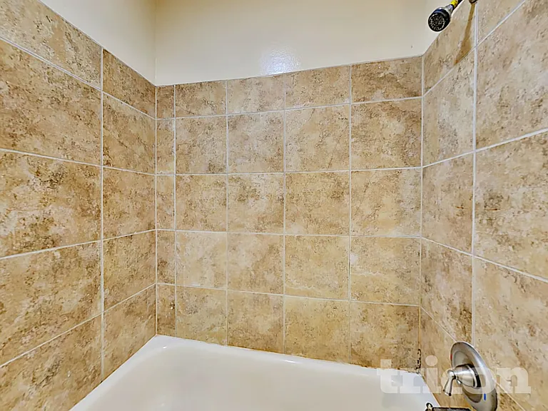 7331 Millbrae Ln — Photo 15