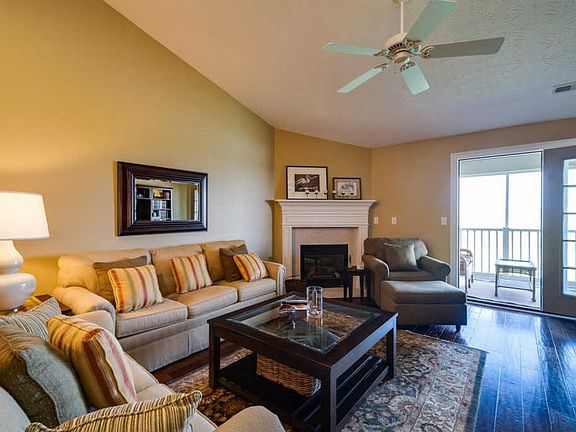 5th image of 8002 Pinnacle Point Dr APT 202