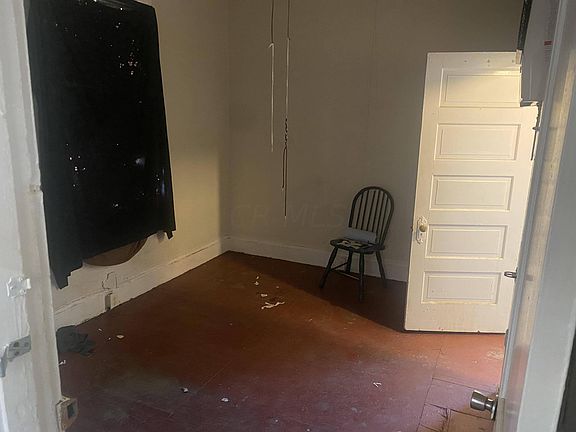 5th image of 361-363 Belvidere Ave