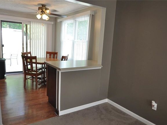 5th image of 6561 Rosebelle Ave