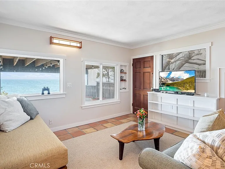 1911 Ocean Way — Photo 30