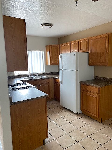 1st image of 255 50th St #10