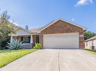 8054 Raleigh Dr, Fort Worth, TX 76123
