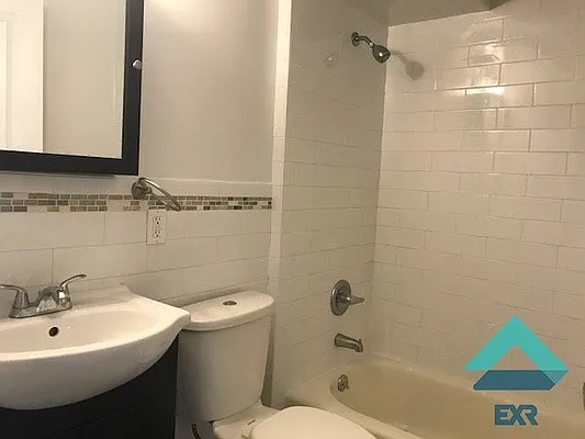 Rented by EXR | media 5