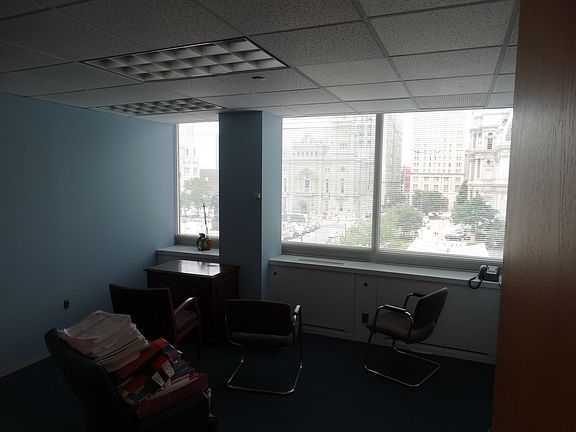 Dilworth Park View Office
