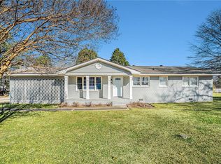 53 East Ave, Winder, GA 30680