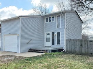 109 W 5th St, Hickman, NE 68372