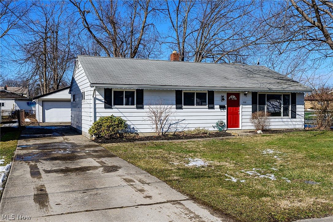 1212 E 346th St, Eastlake, OH 44095 Zillow