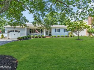 1800 Melville St, Oakhurst, NJ 07755